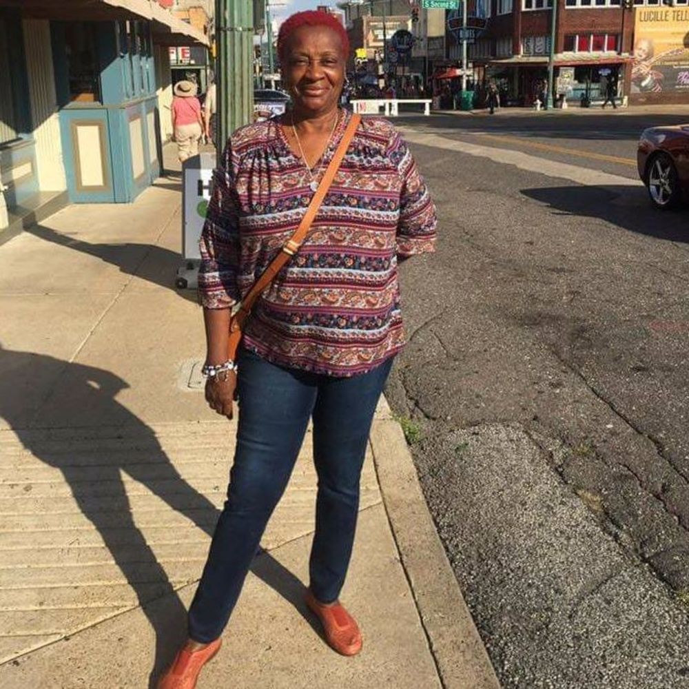 Meet your Posher, Johnetta